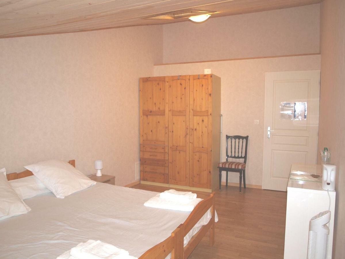 Le Cheminard Bed & Breakfast Feugarolles Exterior photo