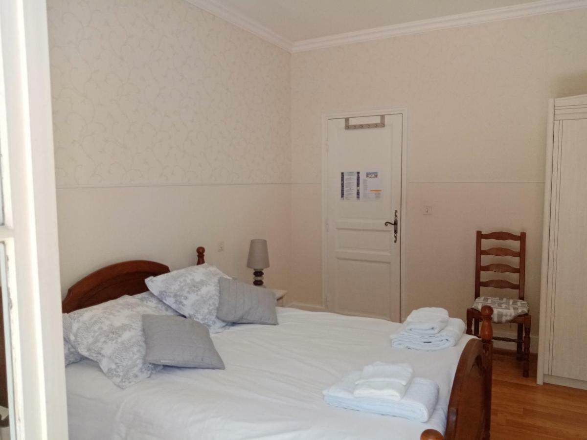Le Cheminard Bed & Breakfast Feugarolles Exterior photo